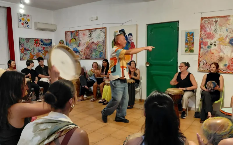 Voyage de groupe à Palerme : une expérience de drum circle