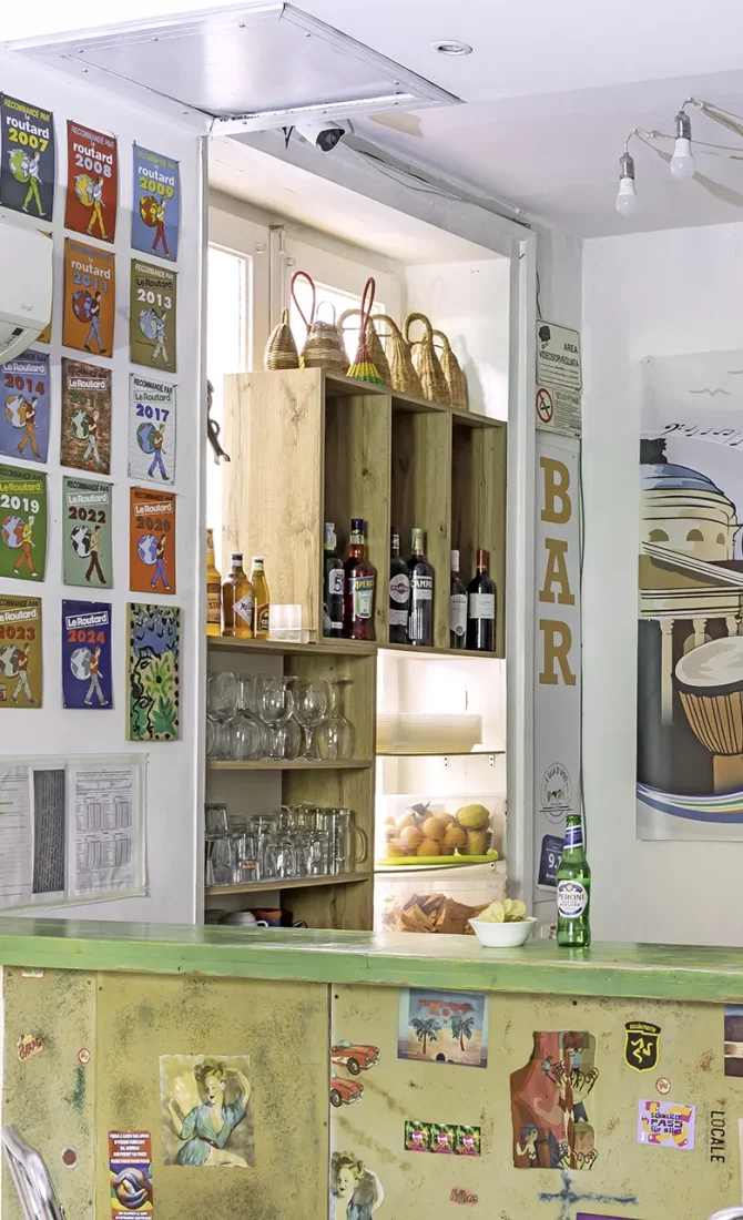 Hostel with bar in Palermo